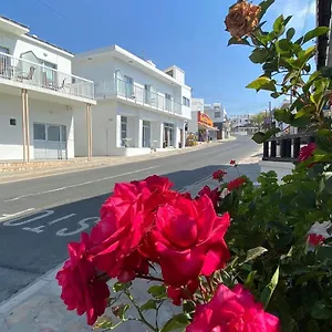 Ellenapa Apts & Appartement